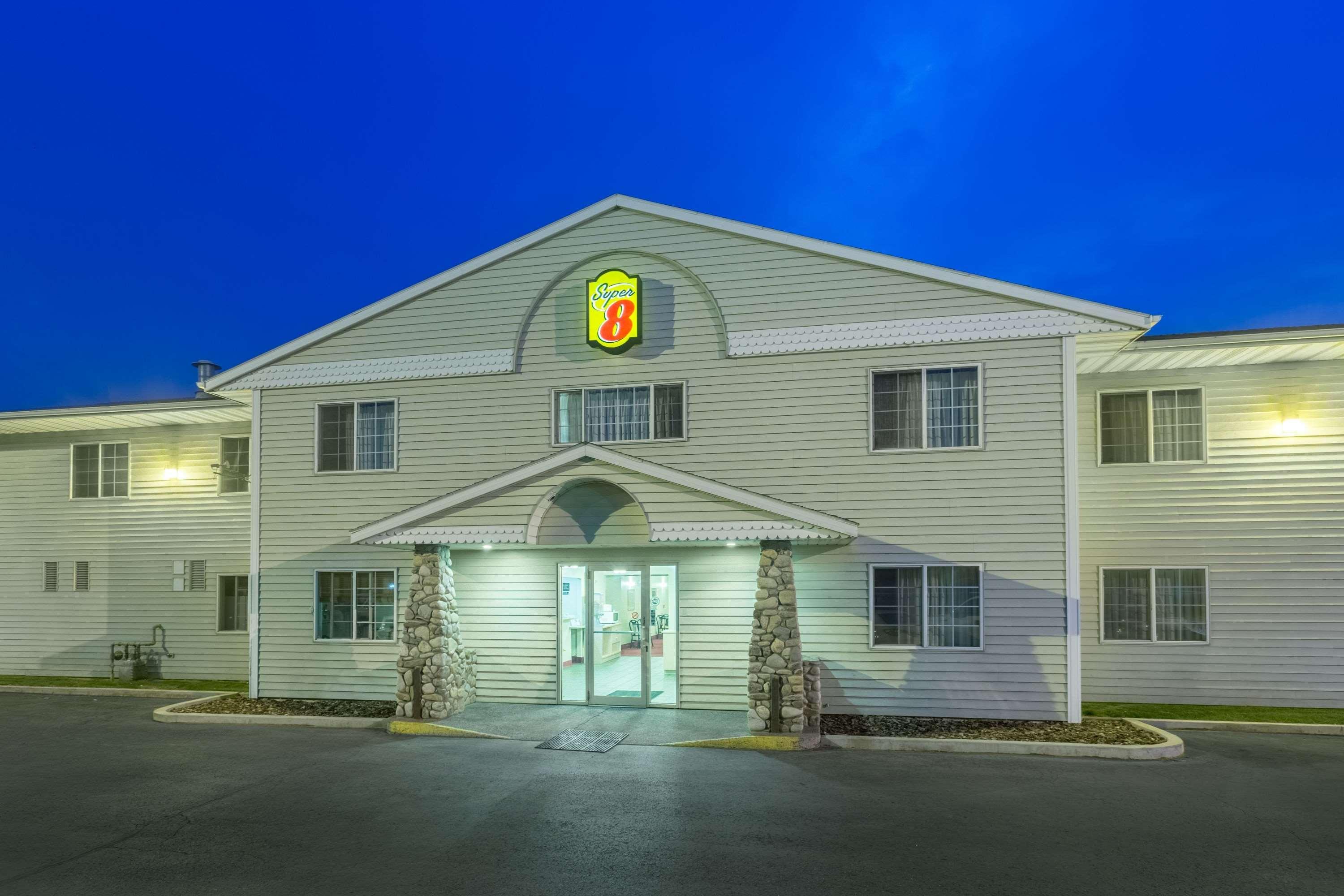 Hotel Super 8 By Wyndham Hamilton Exterior foto