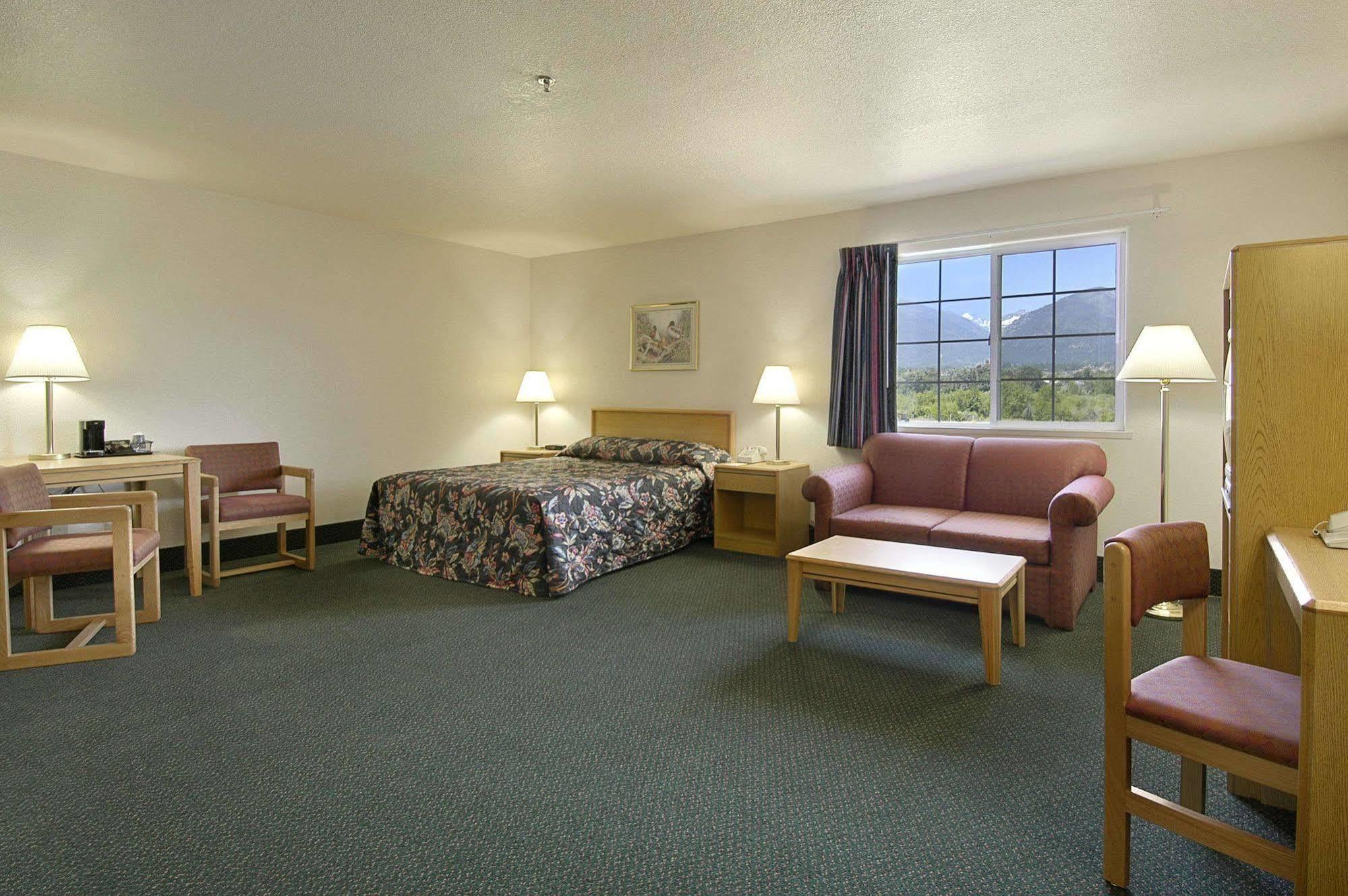 Hotel Super 8 By Wyndham Hamilton Habitación foto